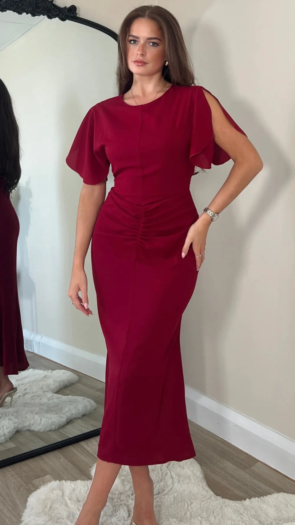 alexa_burgundy_ruched_det_0.webp GIRL IN MIND Going Out Dresses | Occasion Dresses^Alexa Burgundy Ruched Detail Midi Dress