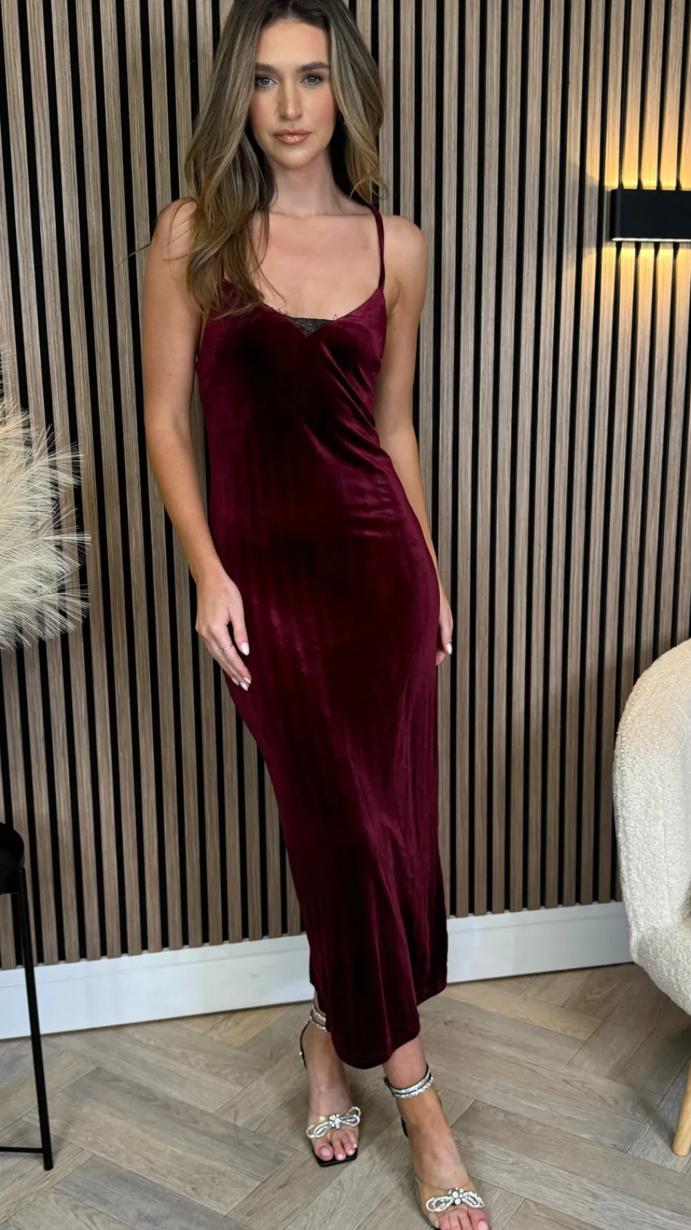 alva_burgundy_cami_strap__1.webp COPPEROSE Going Out Dresses | Occasion Dresses^Alva Burgundy Cami Strap Velvet Finish Midi Dress