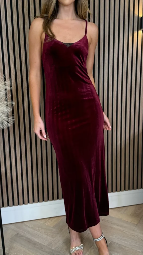 COPPEROSE Going Out Dresses | Occasion Dresses^Alva Burgundy Cami Strap Velvet Finish Midi Dress