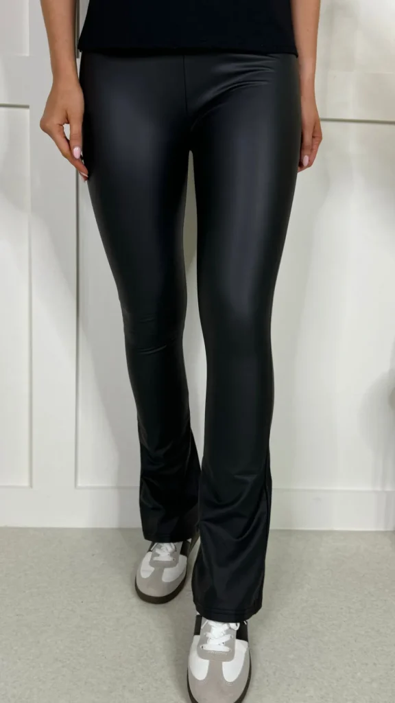 BEST FASHIONS Trousers | Leggings^Annalise Black Flared Leggings