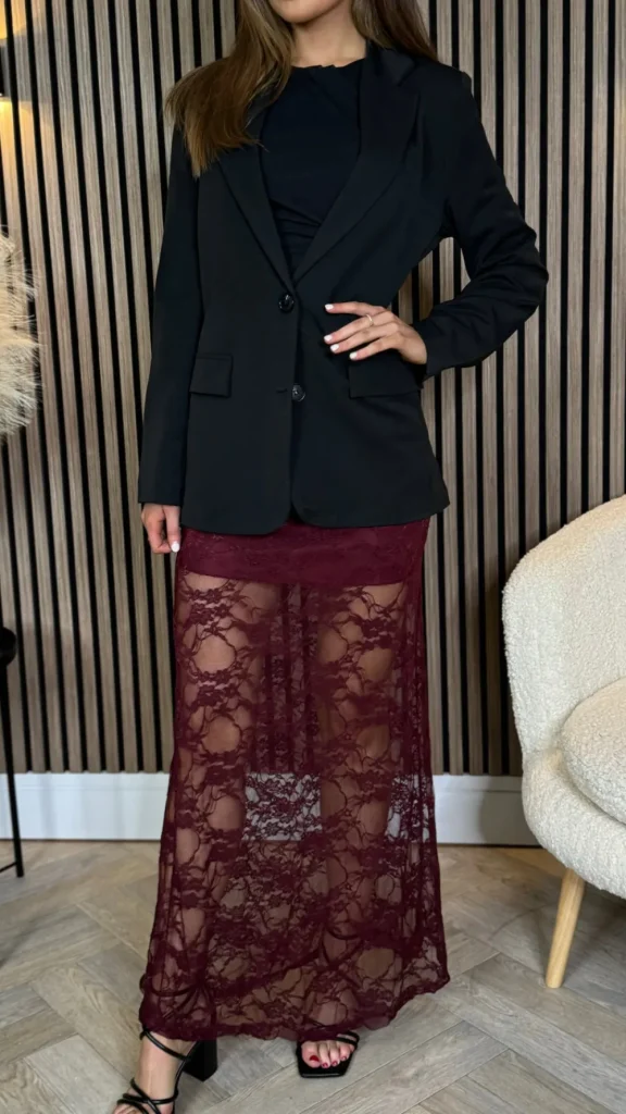 COPPEROSE Skirts & Shorts^Anneke Burgundy Lace Detail Midi Skirt