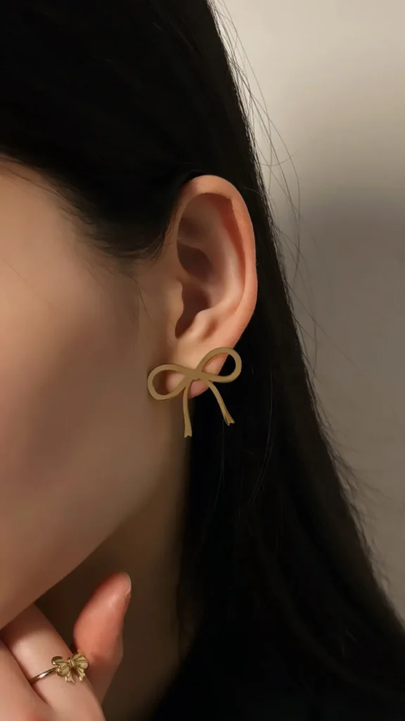 EMILY Jewellery^Annia Gold Bow Design Earrings