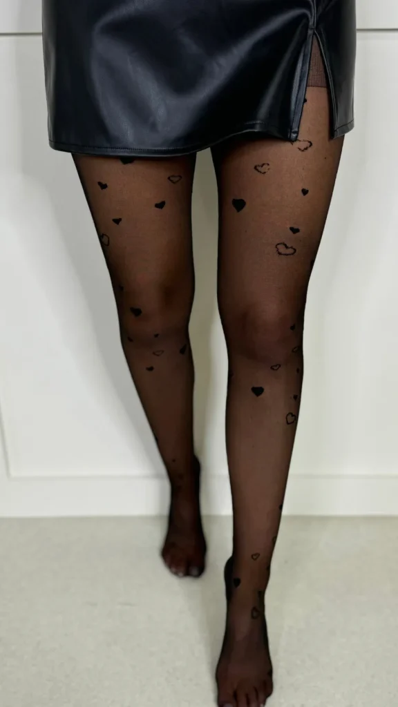 JESSYLIA Tights^Archie Black Heart Detail 20 Denier Tights