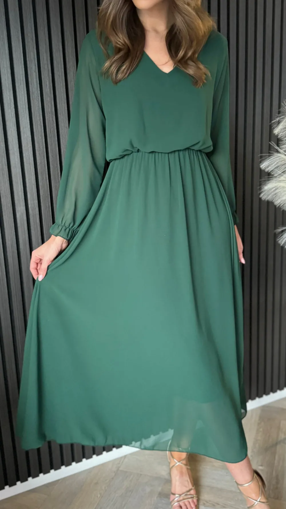 beatrix_forest_green_v_ne_5.webp ELLE STYLE Going Out Dresses | Occasion Dresses^Beatrix Forest Green V Neckline Midi Dress