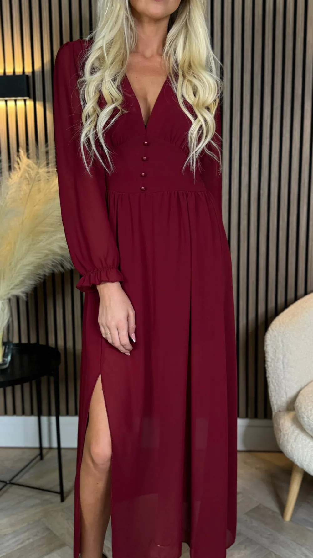 bethany_burgundy_v_neckli_4.webp ELLE STYLE Going Out Dresses | Occasion Dresses^Bethany Burgundy V Neckline Button Detail Midi Dress