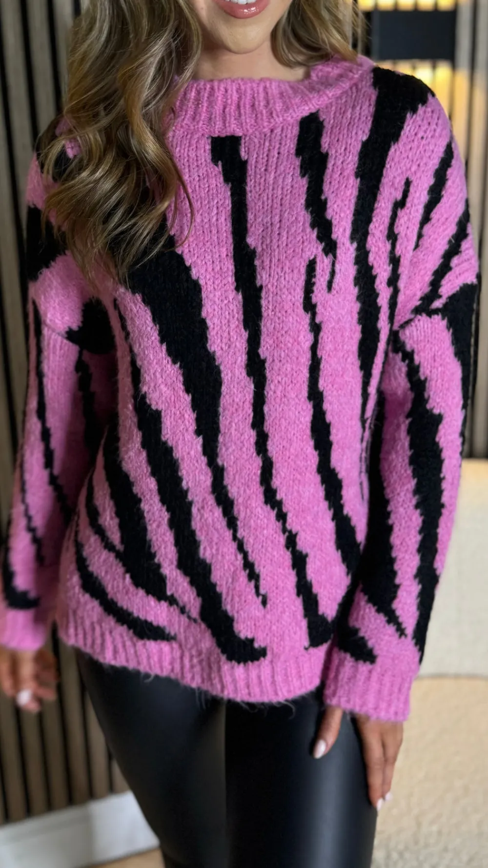 brooke_pink_amp_black_pri_2.webp ESTEE BROWN Knitwear^Brooke Pink & Black Printed Knit Jumper