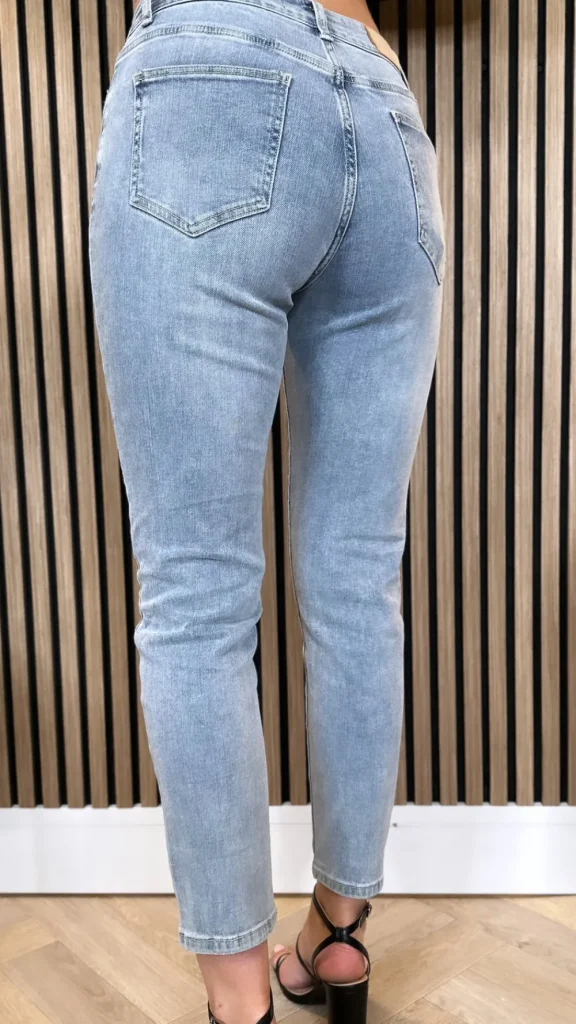 NINA CARTER Jeans^Carson Light Blue Boyfriend Jeans