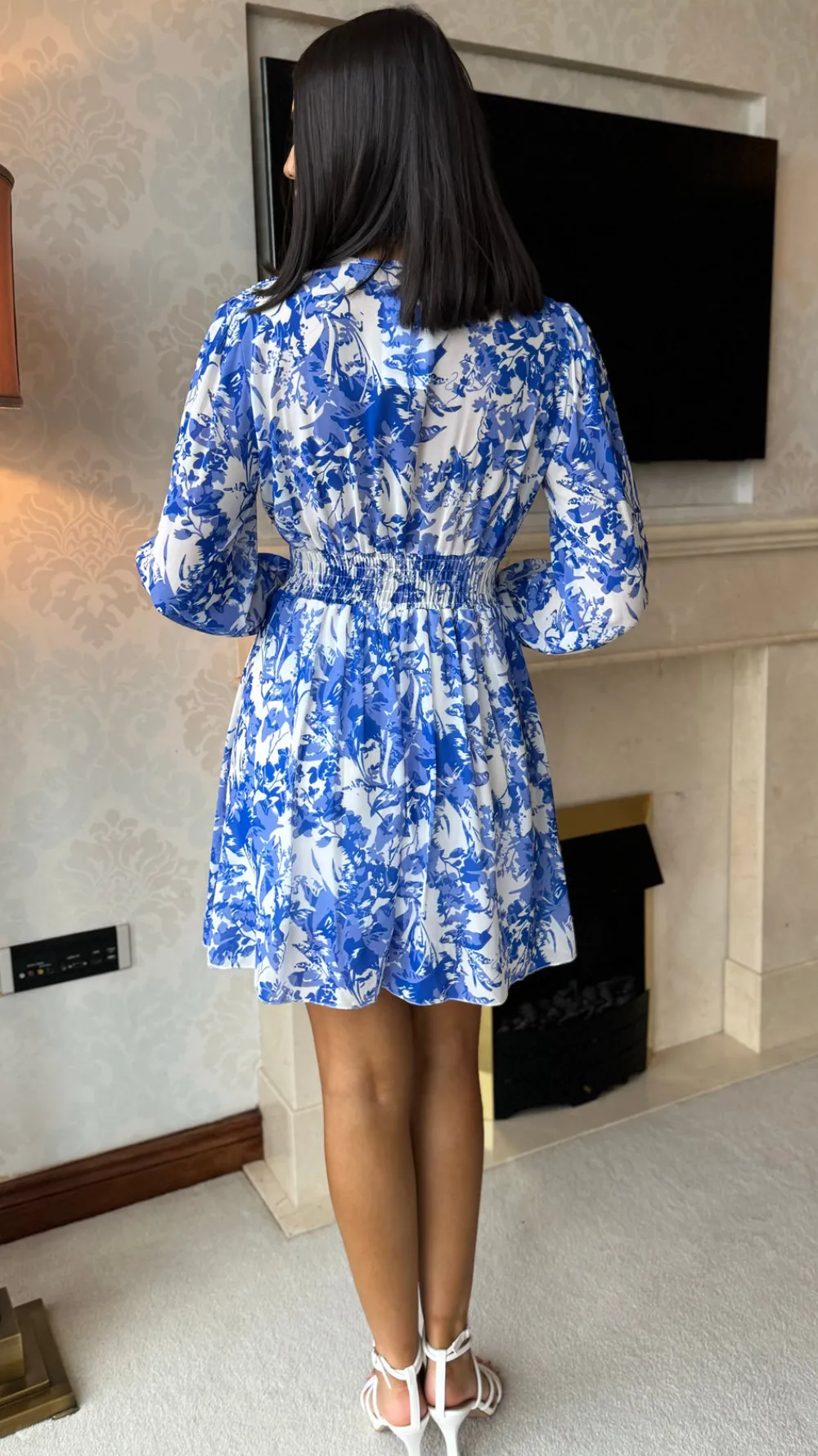 cassandra_blue_amp_white__5.webp ELLE STYLE Day Dresses | Going Out Dresses^Cassandra Blue & White Floral Printed Mini Dress