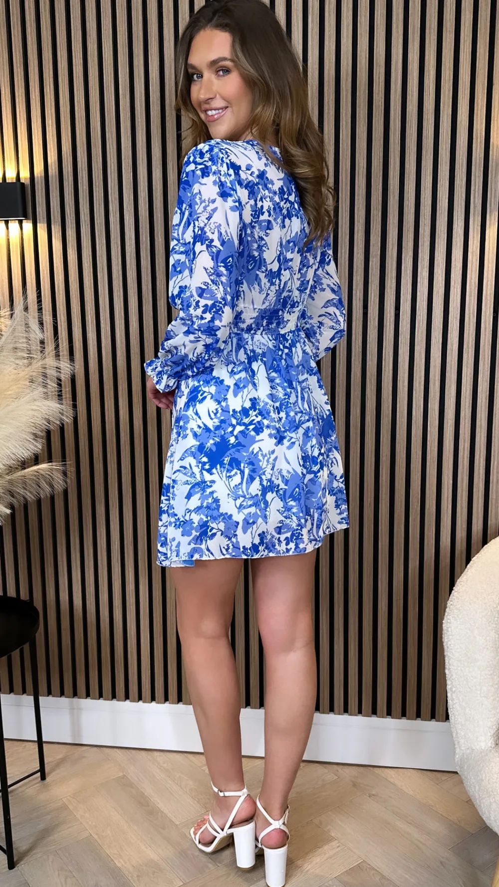 cassandra_blue_amp_white__9.webp ELLE STYLE Day Dresses | Going Out Dresses^Cassandra Blue & White Floral Printed Mini Dress