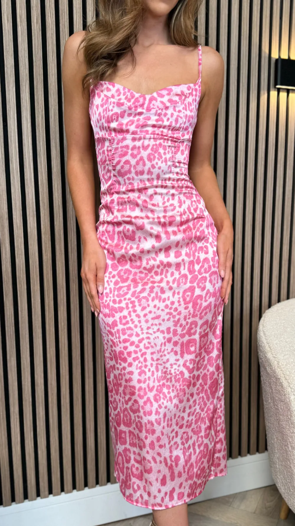 charmaine_pink_leopard_pr_2.webp COPPEROSE Going Out Dresses | Occasion Dresses^Charmaine Pink Leopard Print Tie Back Detail Midi Dress