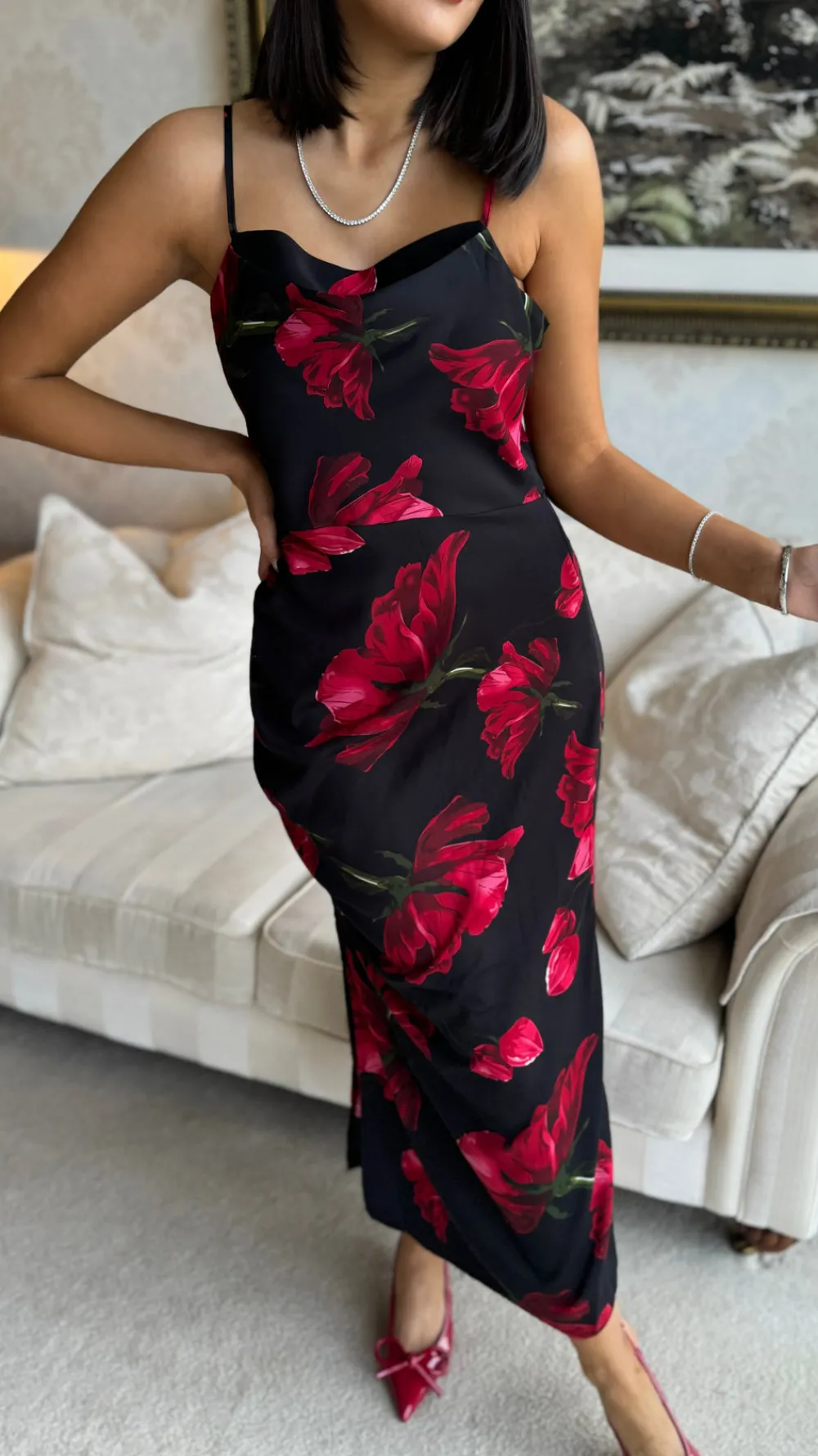 chele_black_amp_red_flora_4.webp AX PARIS Going Out Dresses | Occasion Dresses^Chele Black & Red Floral Print Strappy Midi Dress