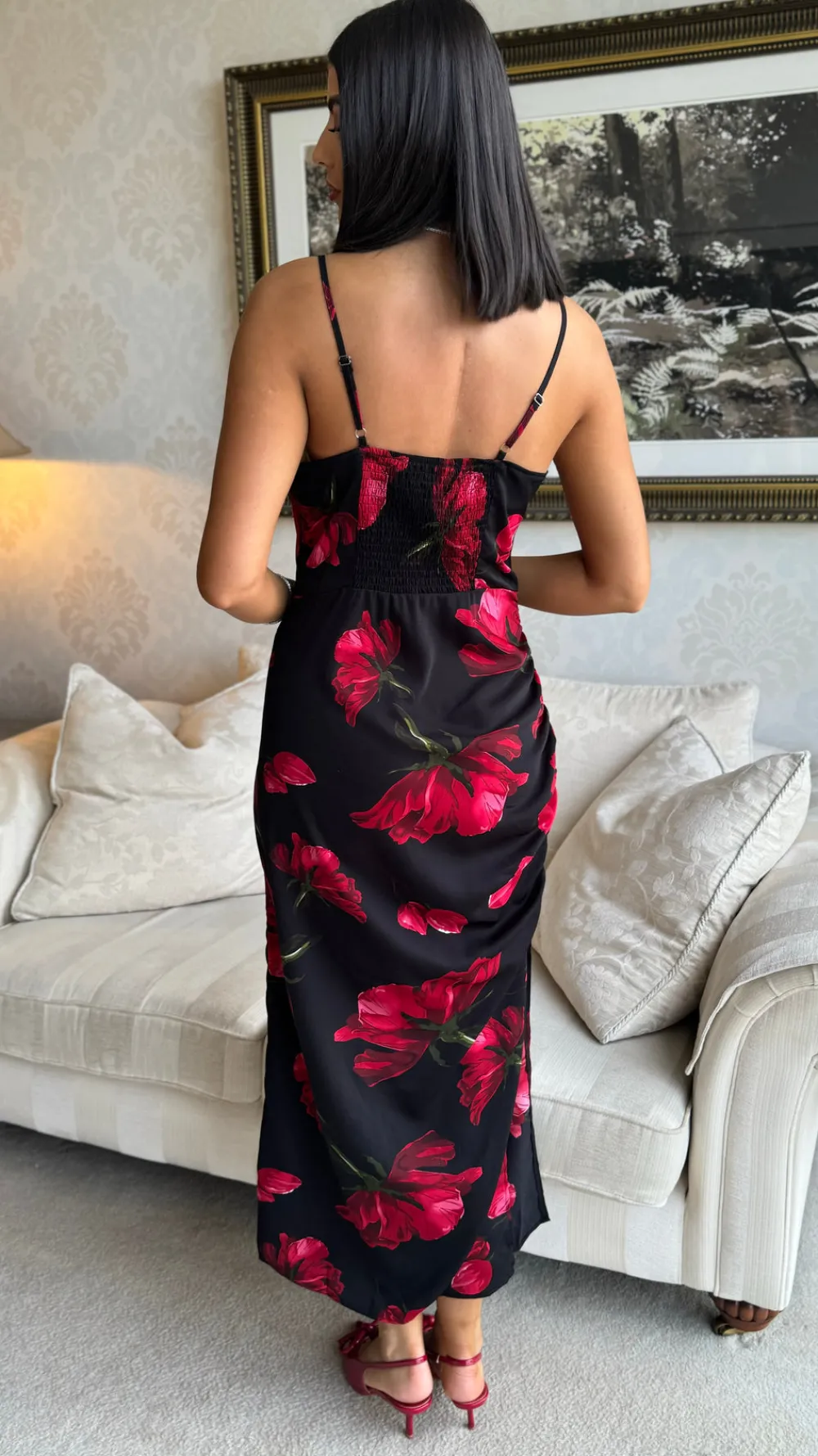 chele_black_amp_red_flora_5.webp AX PARIS Going Out Dresses | Occasion Dresses^Chele Black & Red Floral Print Strappy Midi Dress