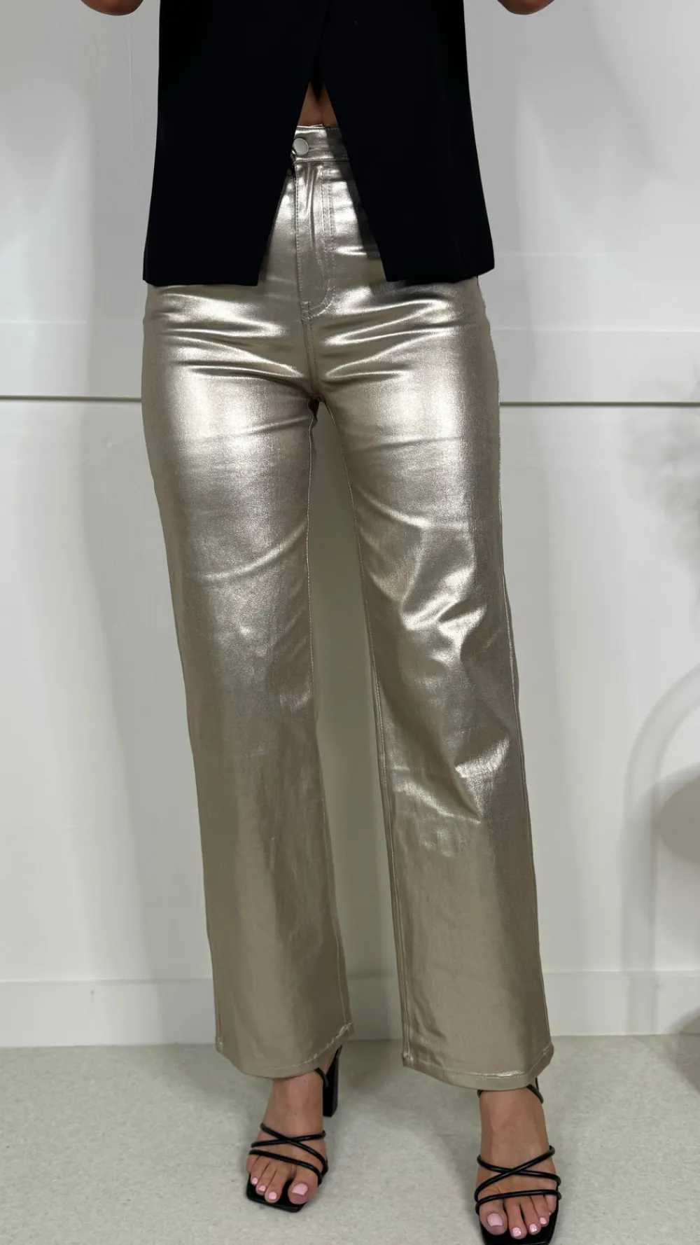 cher_champagne_straight_l_2.webp PARIS FASHION SHOPS Trousers^Cher Champagne Straight Leg Trousers