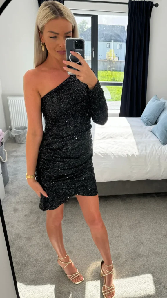 COPPEROSE Fitted Dresses | Going Out Dresses^Cheyene Black One Sleeve Sequin Mini Dress