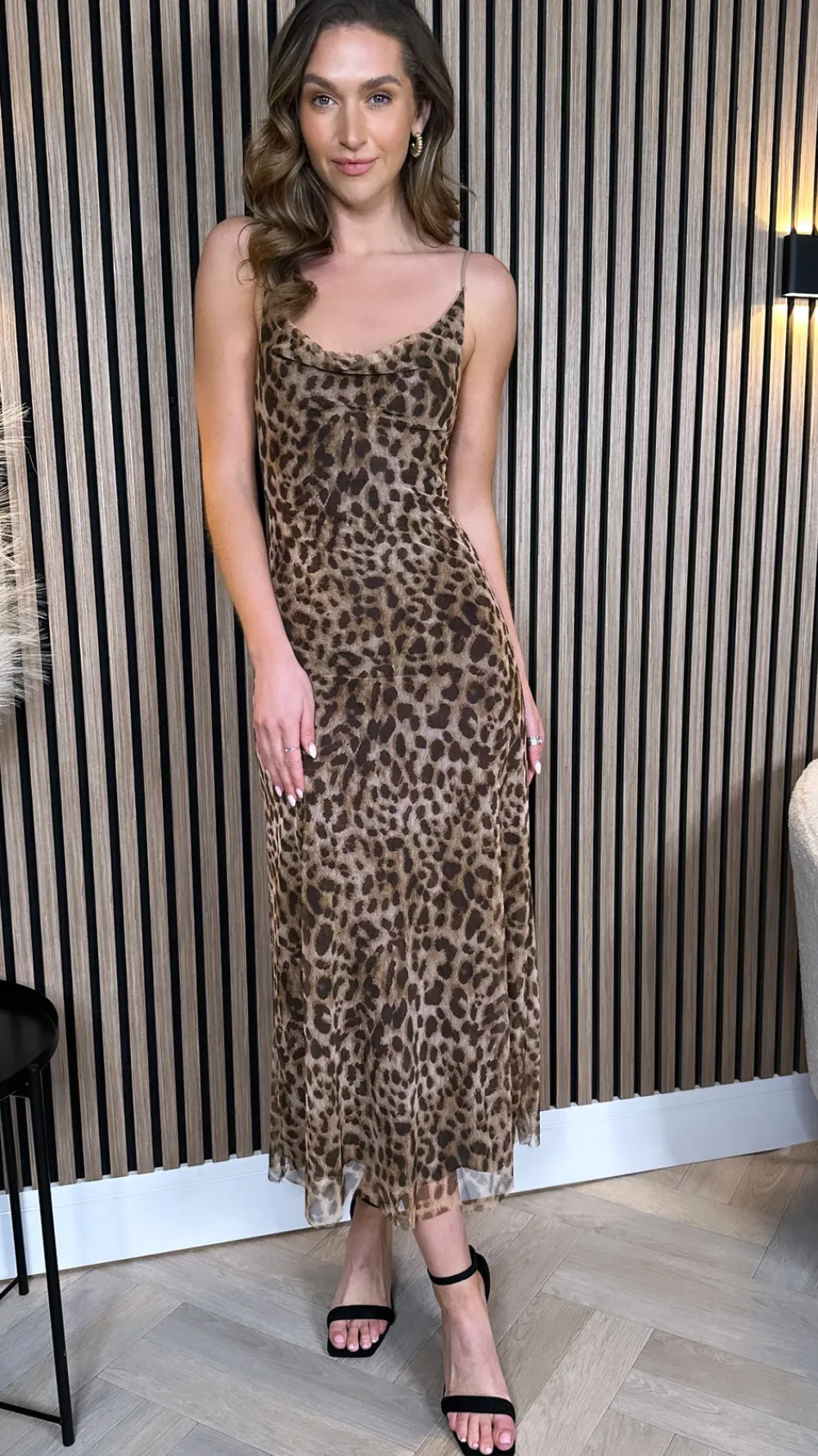danika_beige_animal_print_1.webp COPPEROSE Going Out Dresses | Occasion Dresses^Danika Beige Animal Printed Cami Strap Midi Dress