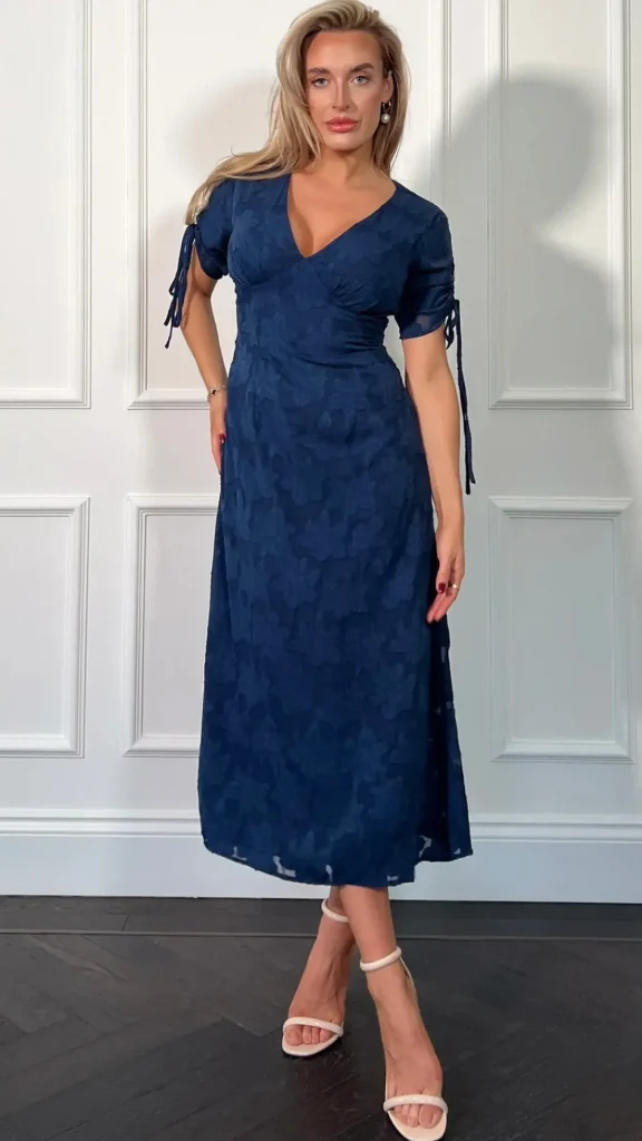 GIRL IN MIND Fitted Dresses | Going Out Dresses^Emiliana Burnout Blue Tie Sleeve Midi Dress