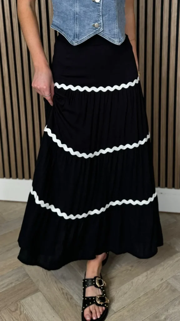 COPPEROSE Skirts & Shorts | Going Out Dresses^Evelyn Black & White Trimmed Midi Skirt