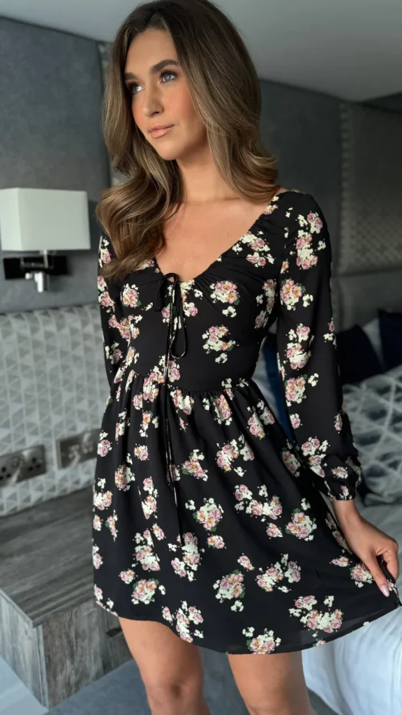 GIRL IN MIND Day Dresses | Going Out Dresses^Fiona Black Floral Gathered V Neckline Long Sleeve Mini Dress