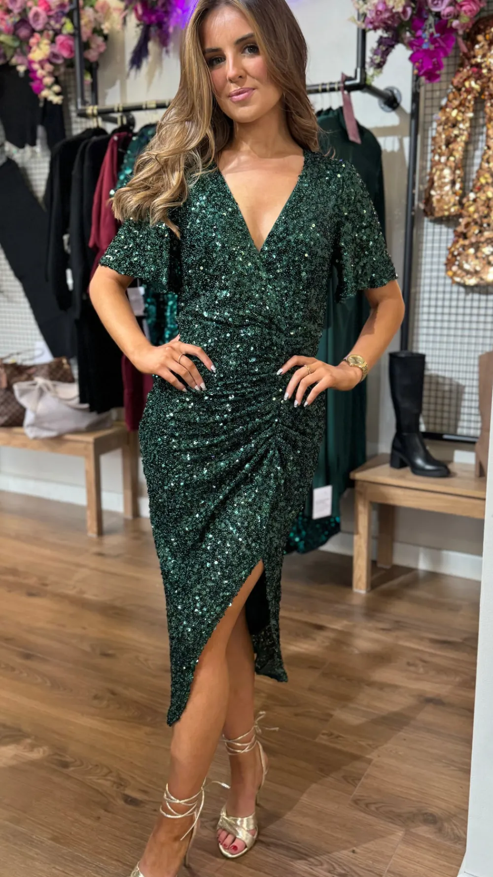 florence_green_sequin_mid_3.webp GIRL IN MIND Fitted Dresses | Going Out Dresses^Florence Green Sequin Midi Dress