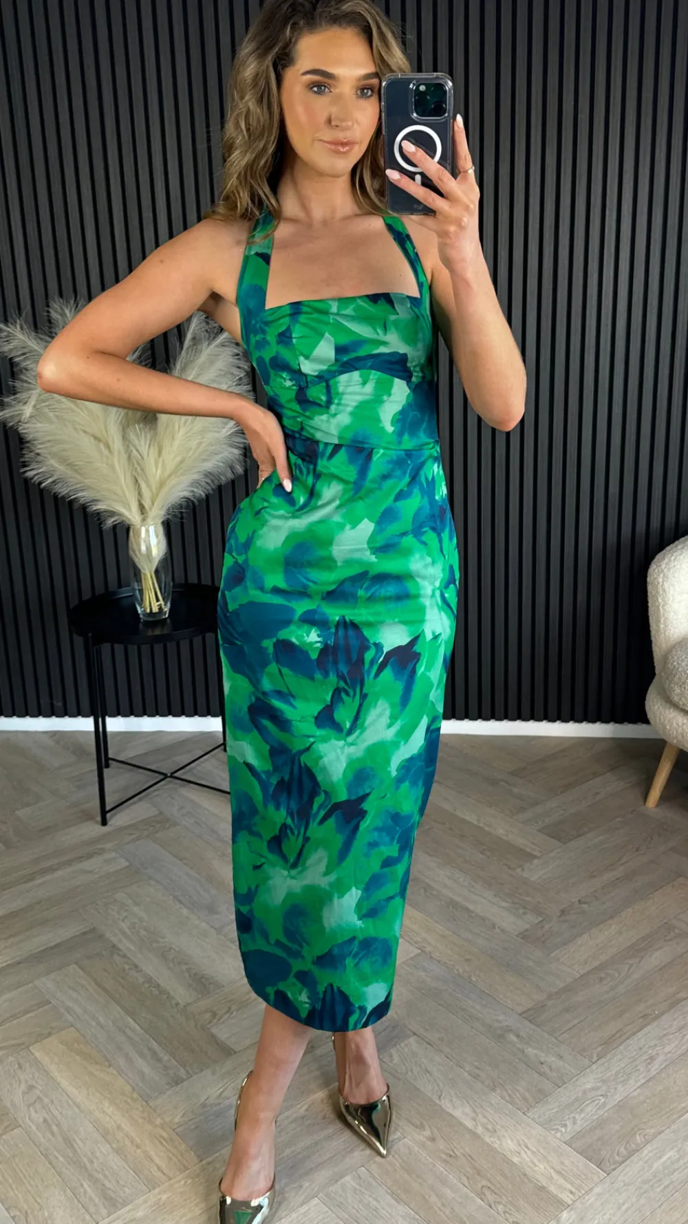 gilly_green_amp_navy_flor_0.webp FP & CO Fitted Dresses | Going Out Dresses^Gilly Green & Navy Floral Printed Halter Neck Midi Dress