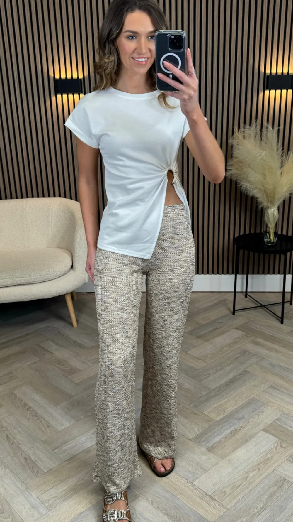 hallie_white_cut_out_ruch_1.webp PARIS FASHION SHOPS Tops^Hallie White Cut Out Ruched Detail T Shirt
