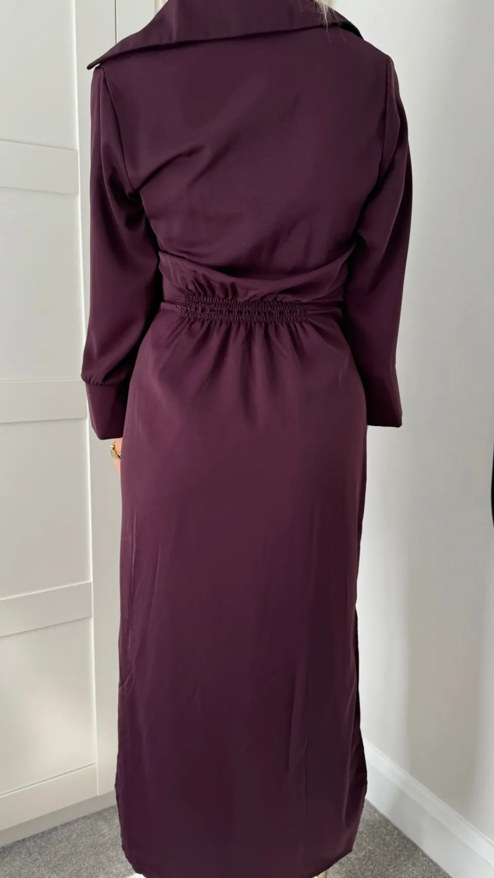 harlyn_burgundy__sleeve_g_10.webp AX PARIS Going Out Dresses | Occasion Dresses^Harlyn Burgundy 3/4 Sleeve Gathered Waist Shirt Midi Dress