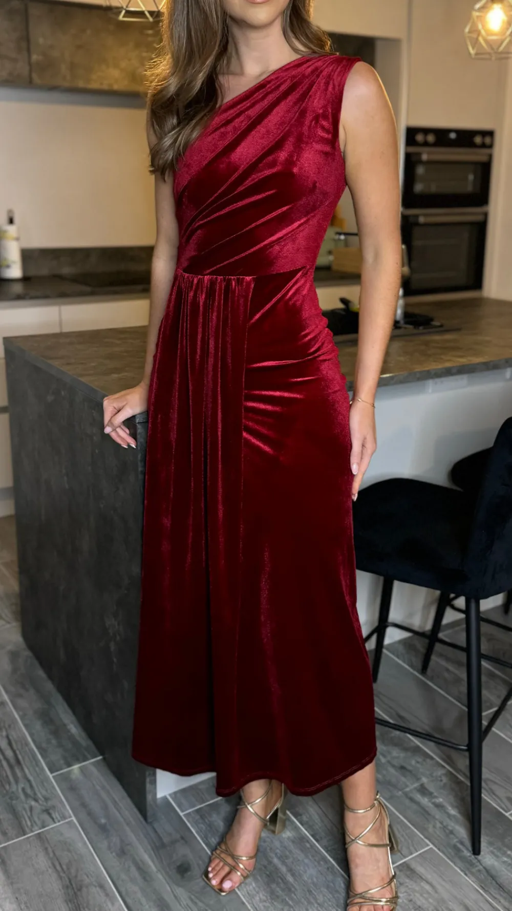 isabella_dark_red_one_sho_2.webp LORIANE Going Out Dresses | Occasion Dresses^Isabella Dark Red One Shoulder Velvet Finish Midi Dress