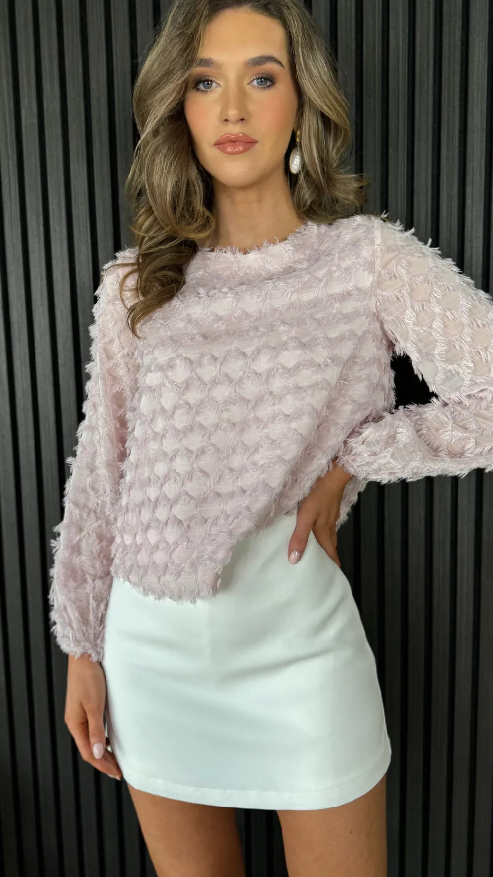 isabelle_rose_pink_textur_4.webp LUCCE Tops^Isabelle Rose Pink Textured Feather Detail Top