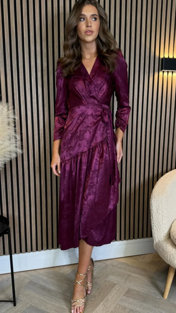 LORIANE Going Out Dresses | Occasion Dresses^Jemma Purple Broderie Detail Wrap Midi Dress