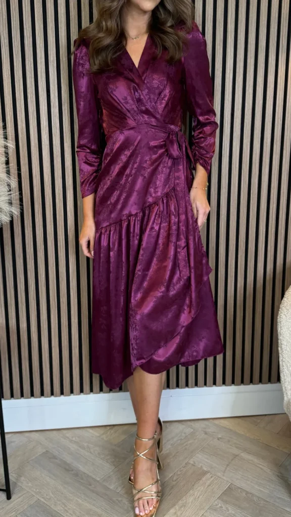 LORIANE Going Out Dresses | Occasion Dresses^Jemma Purple Broderie Detail Wrap Midi Dress