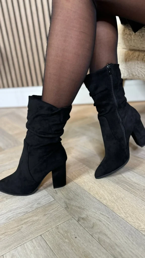 BG VICTORIA Heels | Boots^Joey Black Ruched Block Heel Suede Finish Boots
