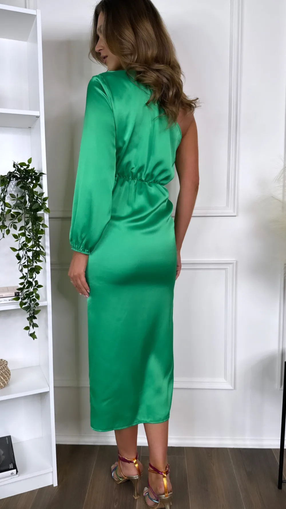justina_green_one_shoulde_4.webp COPPEROSE Going Out Dresses | Occasion Dresses^Justina Green One Shoulder With Cut Out Midi Dress