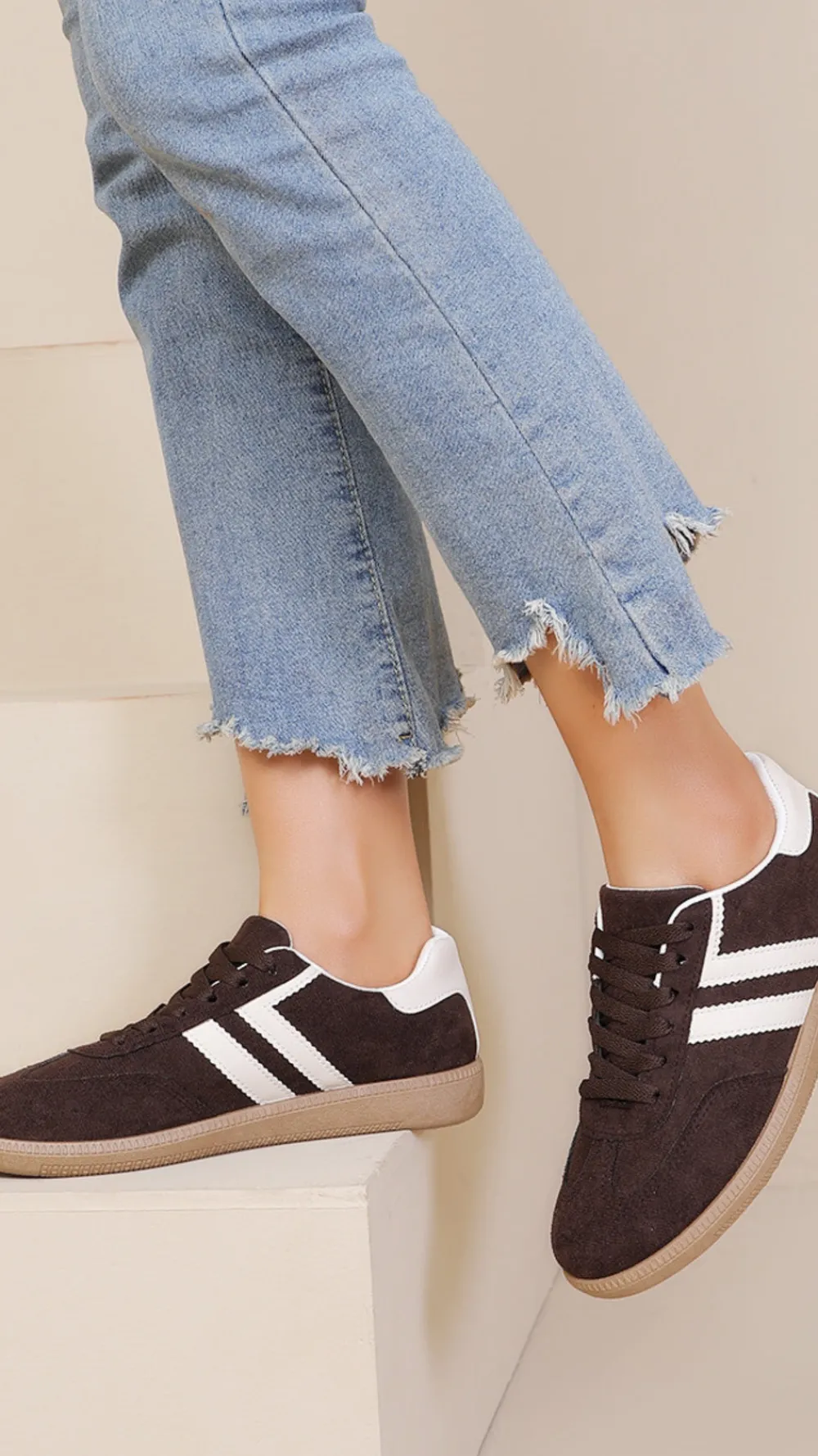 kianna_brown_amp_white_st_0.webp JOIA Trainers^Kianna Brown & White Striped Trainers