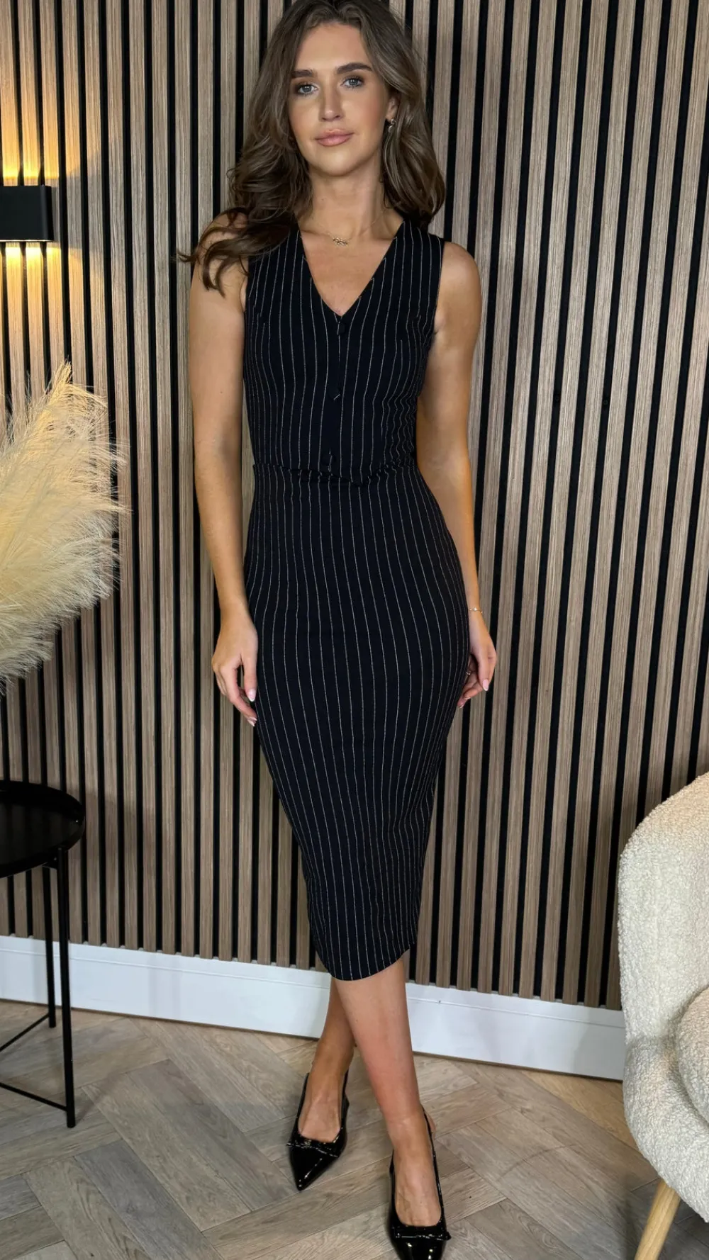 lailah_black_pinstripe_wa_1.webp AX PARIS Going Out Dresses | Occasion Dresses^Lailah Black Pinstripe Waistcoat Detail Bodycon Midi Dress