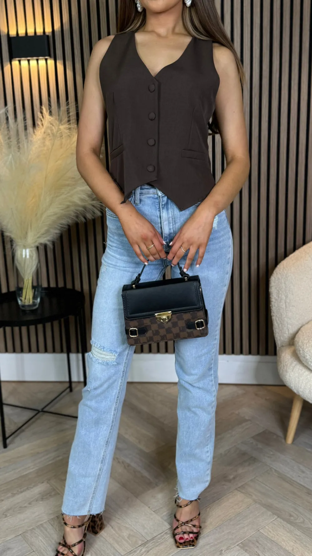 lincoln_blue_ripped_detai_7.webp REDIAL Jeans^Lincoln Blue Ripped Detail Raw Hem Jeans
