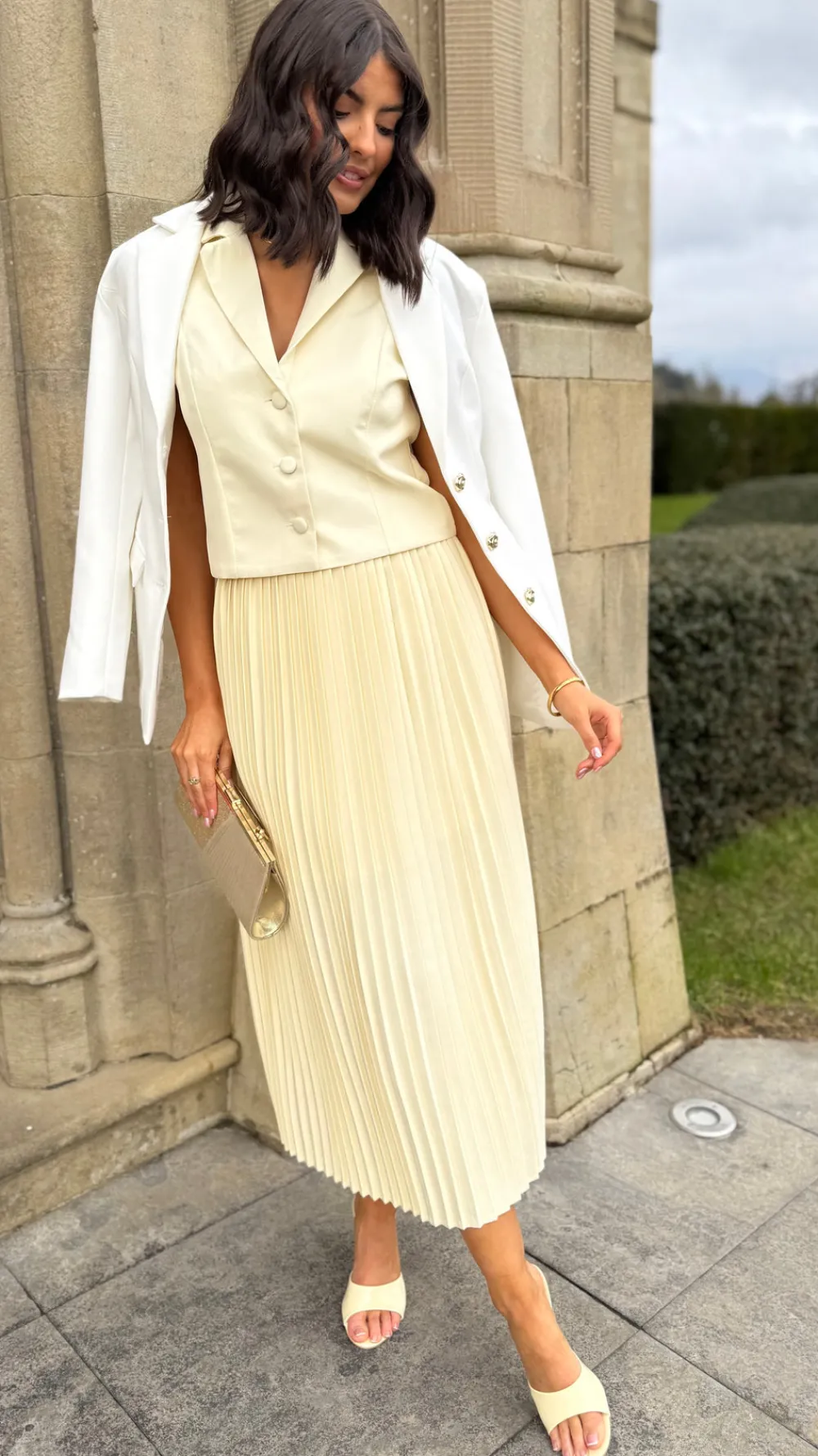 maia_white_tailored_butto_1.webp VERA LUCY Blazers^Maia White Tailored Button Down Blazer