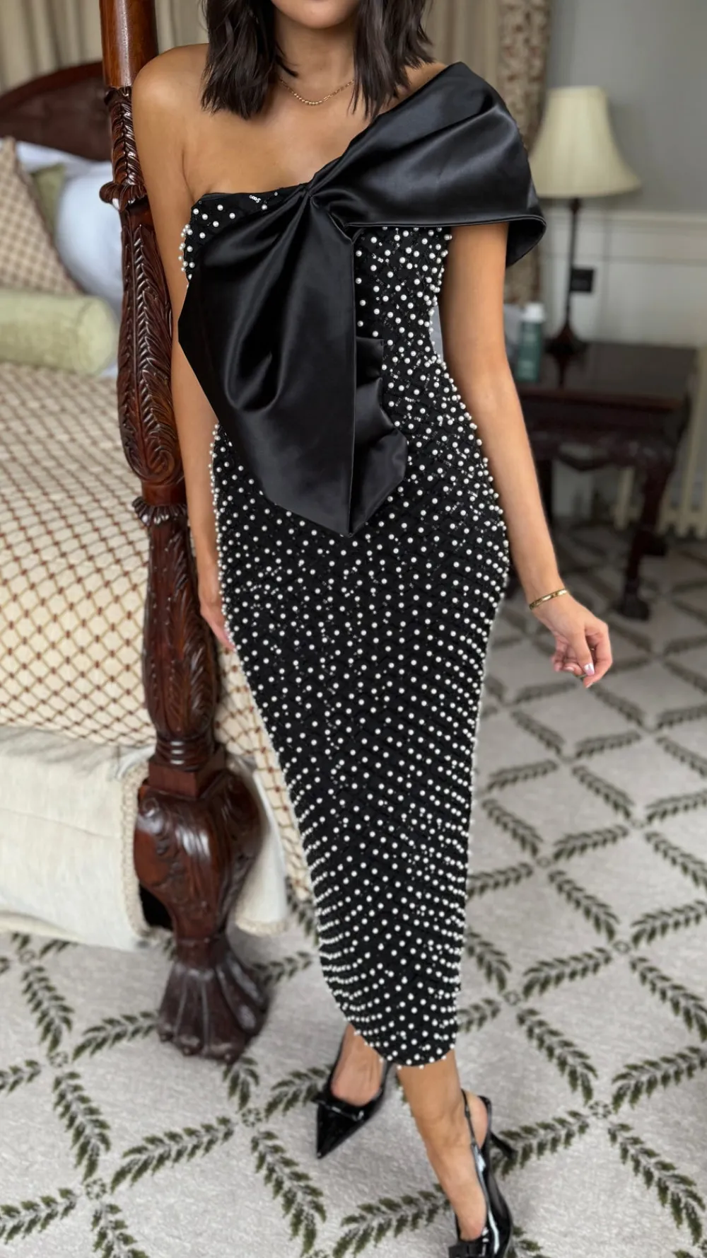 maybelle_black_large_bow__4.webp FP & CO Going Out Dresses | Occasion Dresses^Maybelle Black Large Bow Detail One Shoulder Embellished Midi Dress