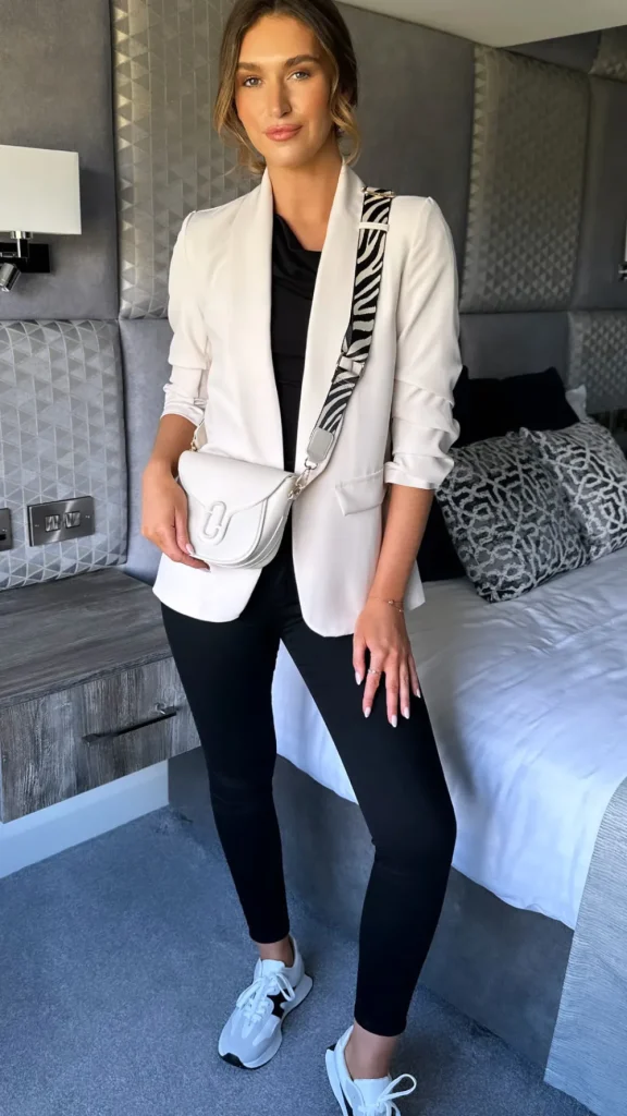 MISS LINDA Blazers^McKinley Beige Ruched Sleeve Blazer