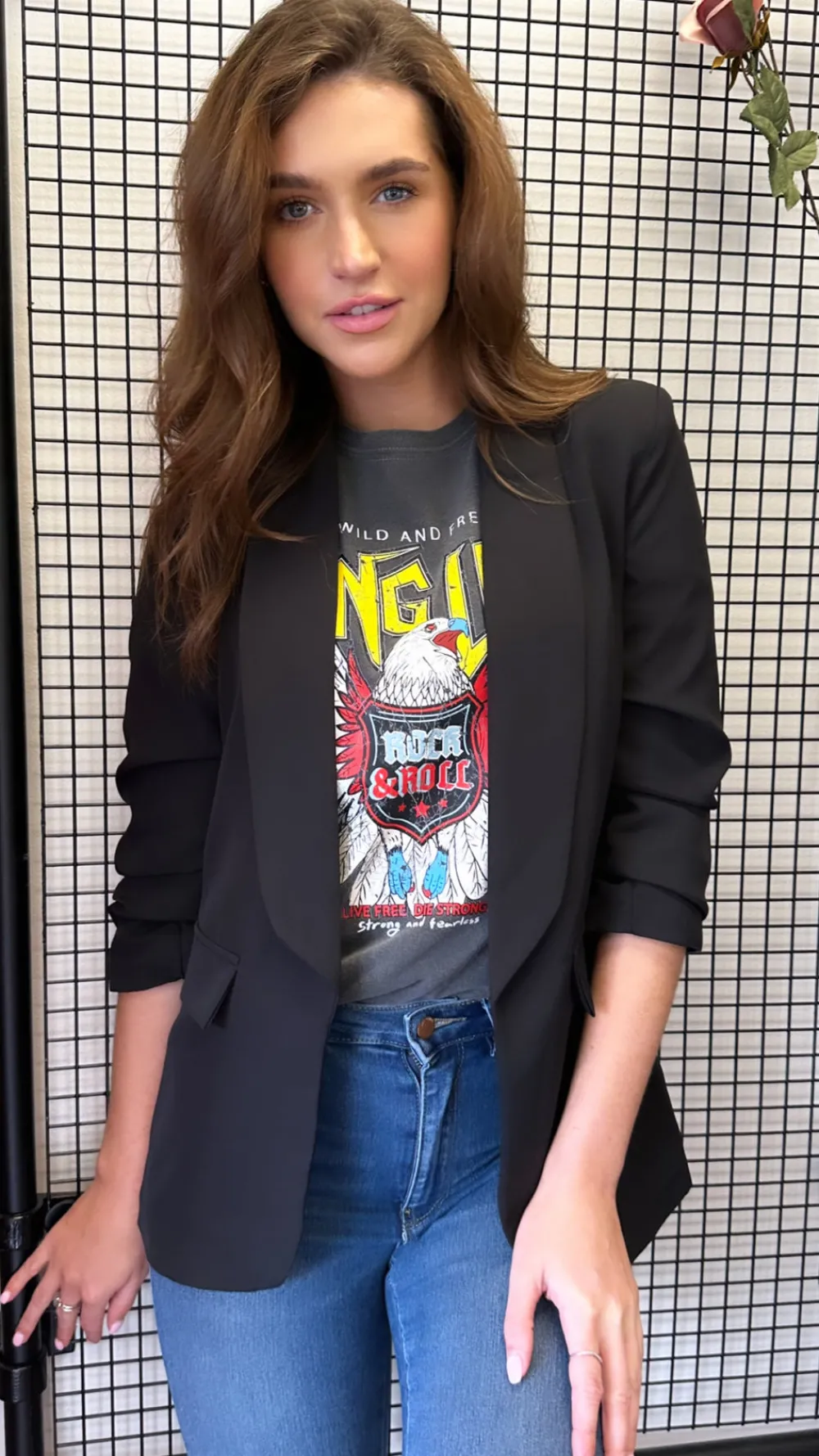 mckinley_black_ruched_sle_1.webp MISS LINDA Blazers^McKinley Black Ruched Sleeve Blazer