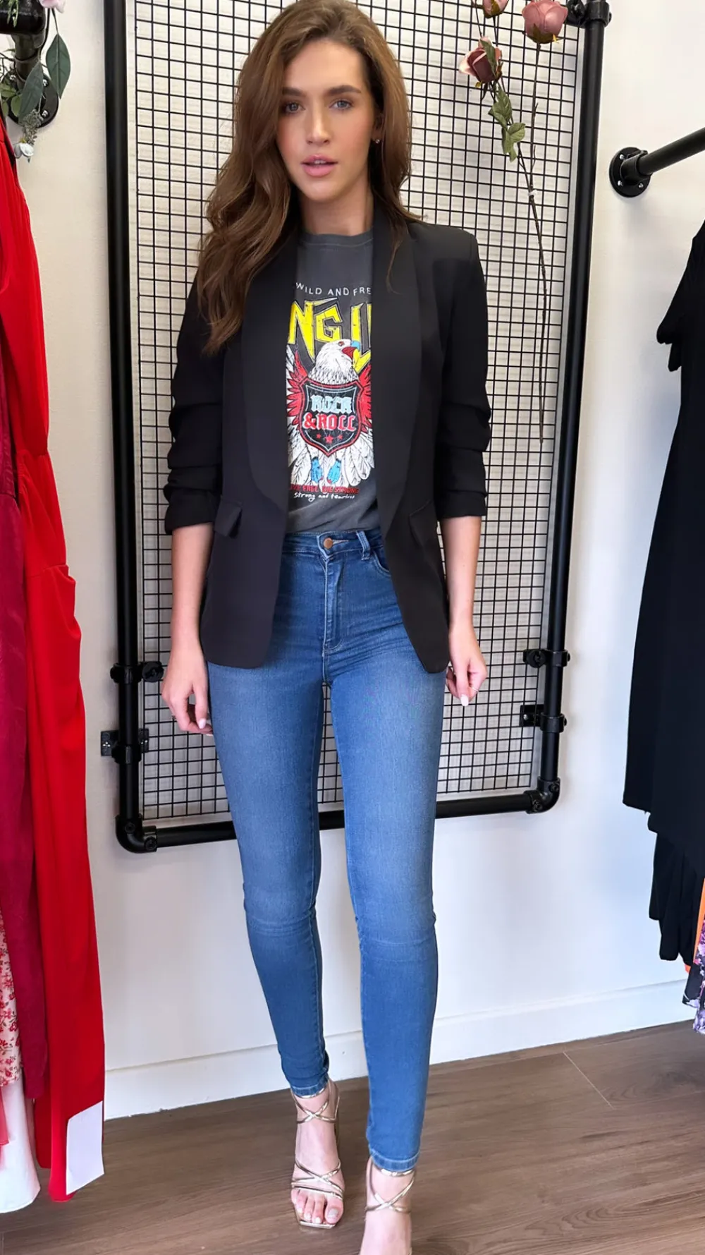 mckinley_black_ruched_sle_3.webp MISS LINDA Blazers^McKinley Black Ruched Sleeve Blazer