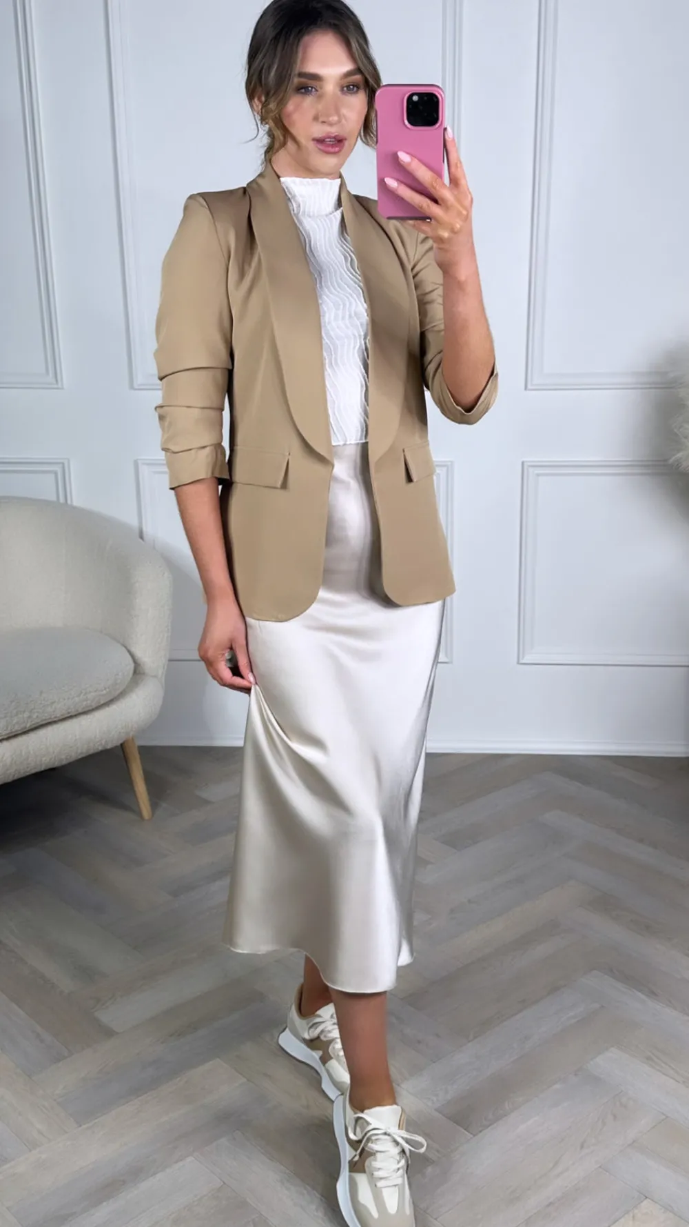 mckinley_camel_ruched_sle_0.webp MISS LINDA Blazers^McKinley Camel Ruched Sleeve Blazer