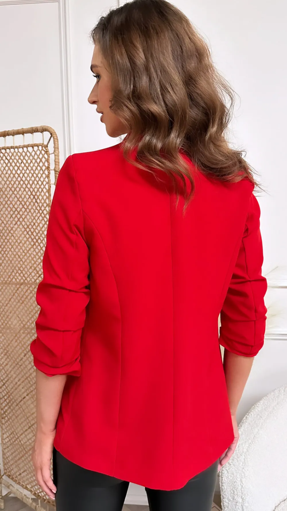mckinley_red_ruched_sleev_4.webp MISS LINDA Blazers^Mckinley Red Ruched Sleeve Blazer