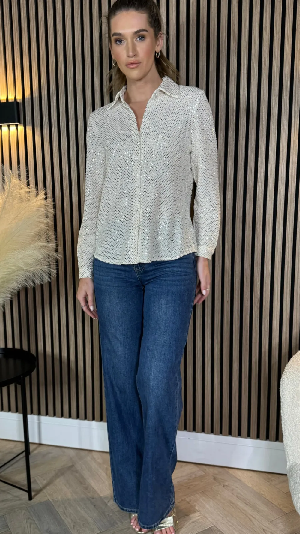 milani_beige_sequin_detai_5.webp UNIKA Tops^Milani Beige Sequin Detail Shirt