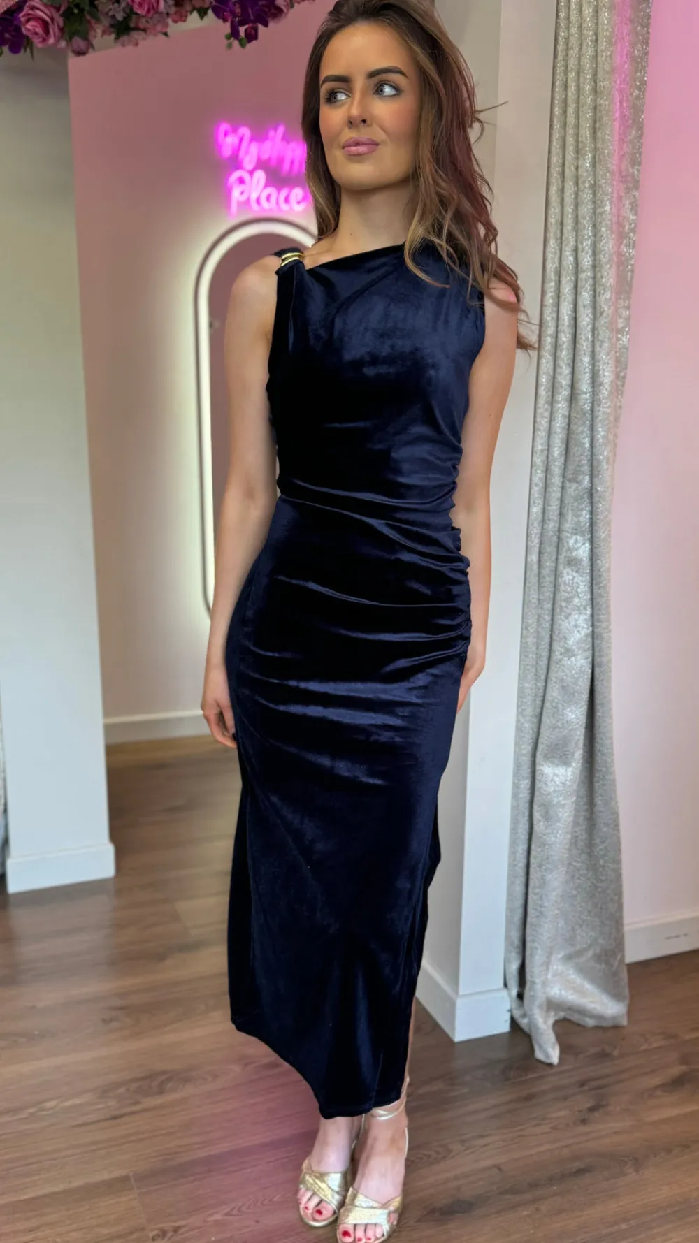 monroe_navy_velvet_finish_1.webp COPPEROSE Fitted Dresses | Going Out Dresses^Monroe Navy Velvet Finish Shoulder Detail Midi Dress