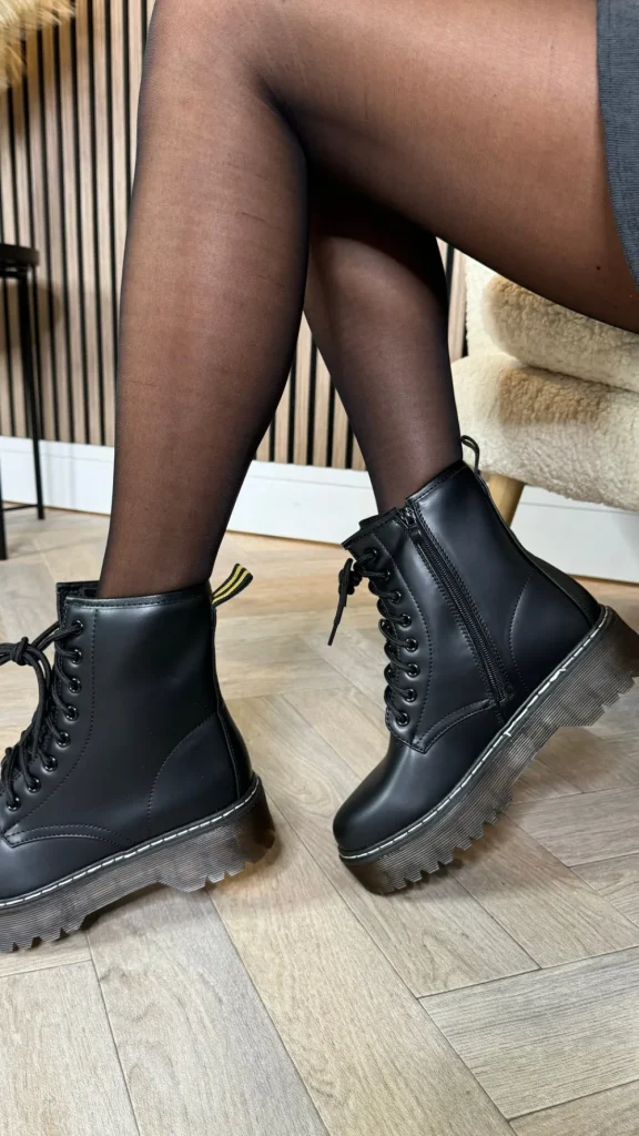 BG VICTORIA Boots^Nico Black Chunky Lace Detail Boots