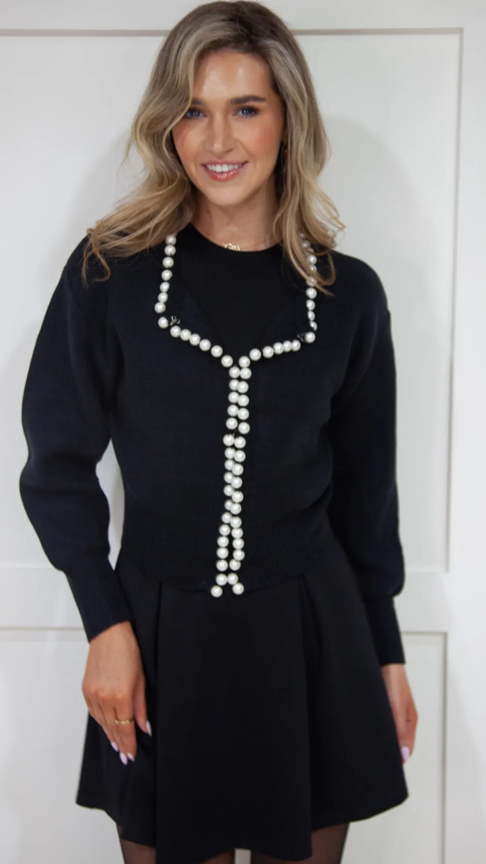 ophelia_black_pearl_embel_4.webp ELINA STUDIO Knitwear^Ophelia Black Pearl Embellished Cardigan