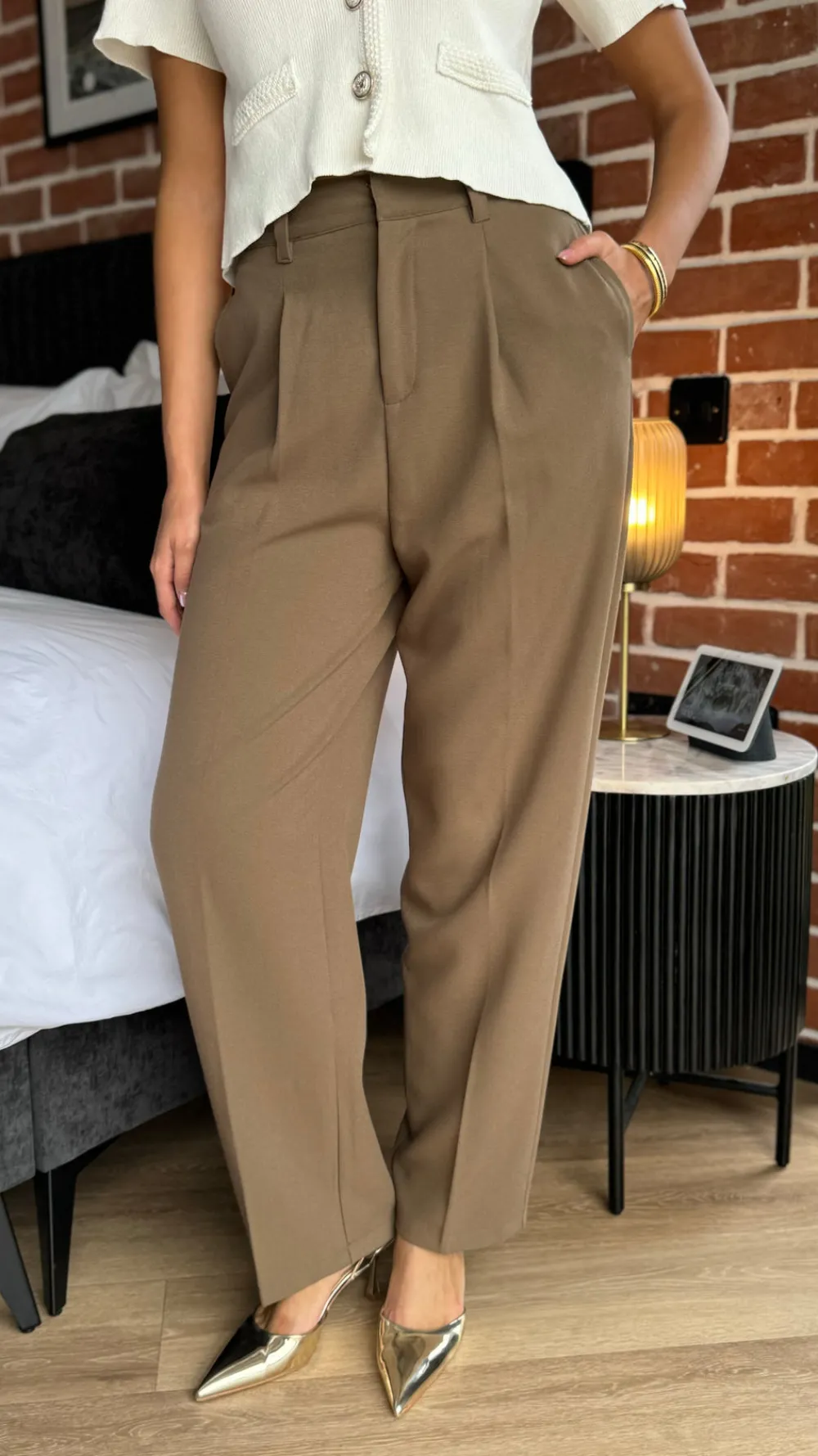 petra_taupe_straight_leg__3.webp FEELKOO Trousers^Petra Taupe Straight Leg Trousers