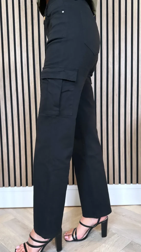 PARIS FASHION SHOPS Jeans^Portia Black Cargo Jeans