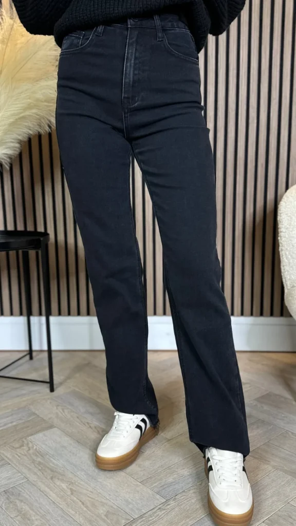 REDIAL Jeans^Quest Black Straight Leg Frayed Hem Pocket Detail Jeans