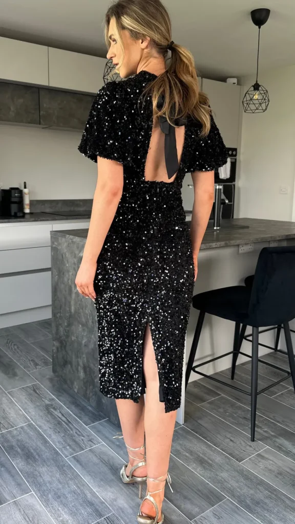 VERA LUCY Fitted Dresses | Going Out Dresses^Rachelle Black Sequin Bow Back Detail Midi Dress